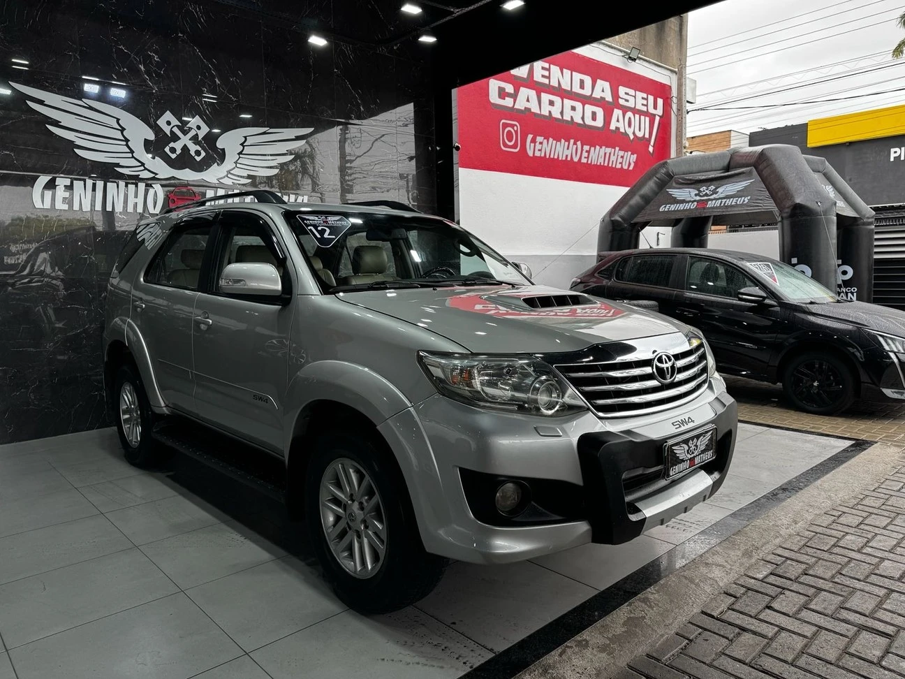 TOYOTA HILUX SW4