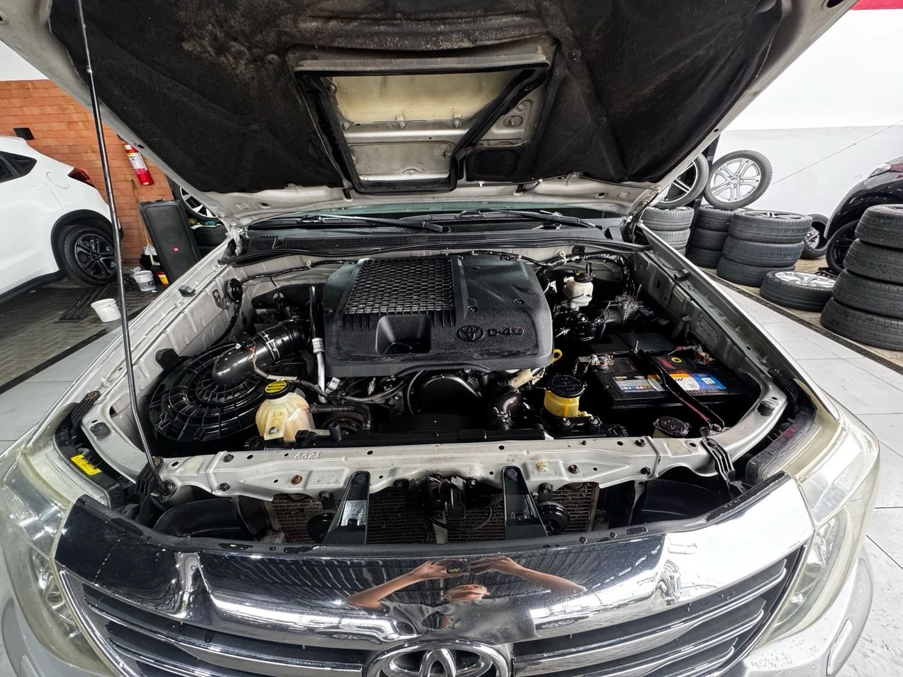 TOYOTA HILUX SW4