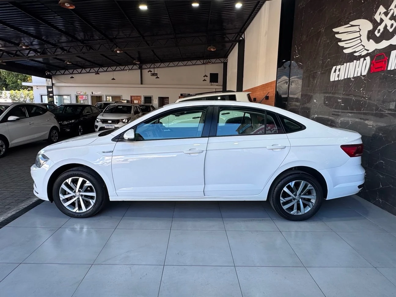 VOLKSWAGEN VIRTUS