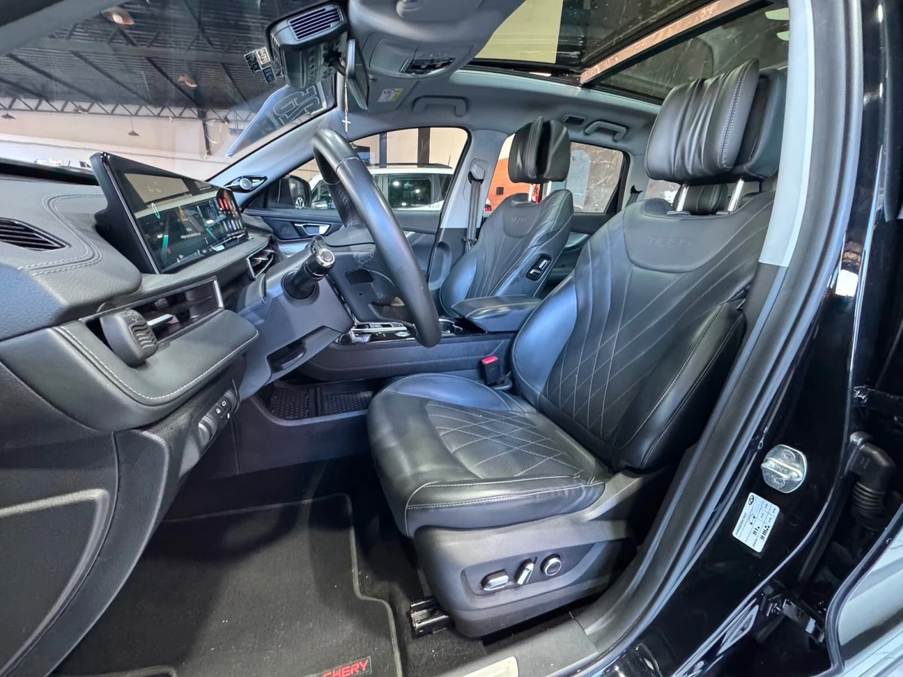 CHERY TIGGO 8