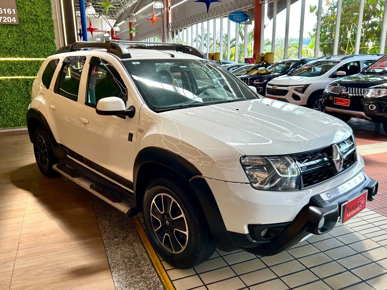 RENAULT DUSTER