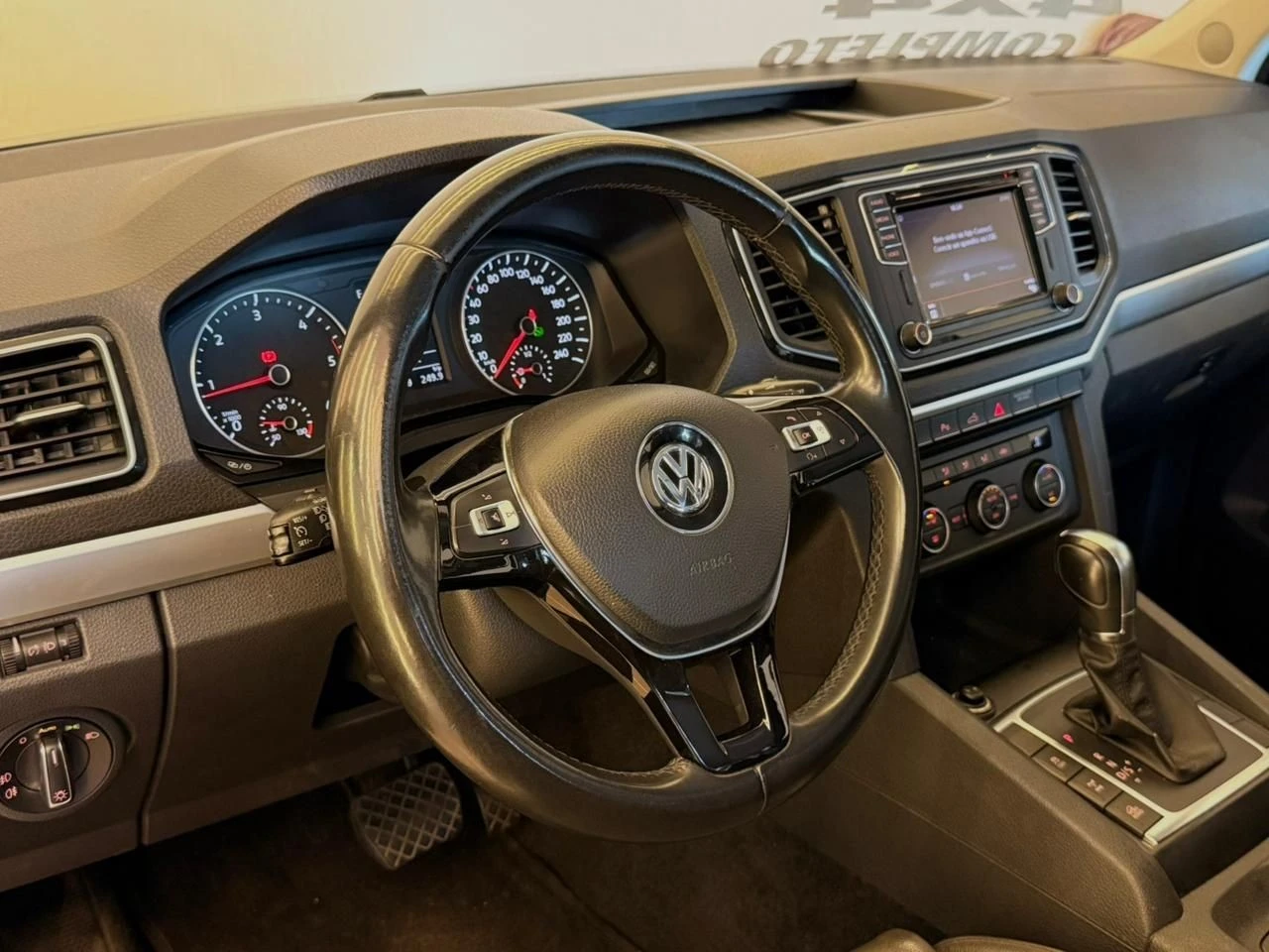 VOLKSWAGEN AMAROK