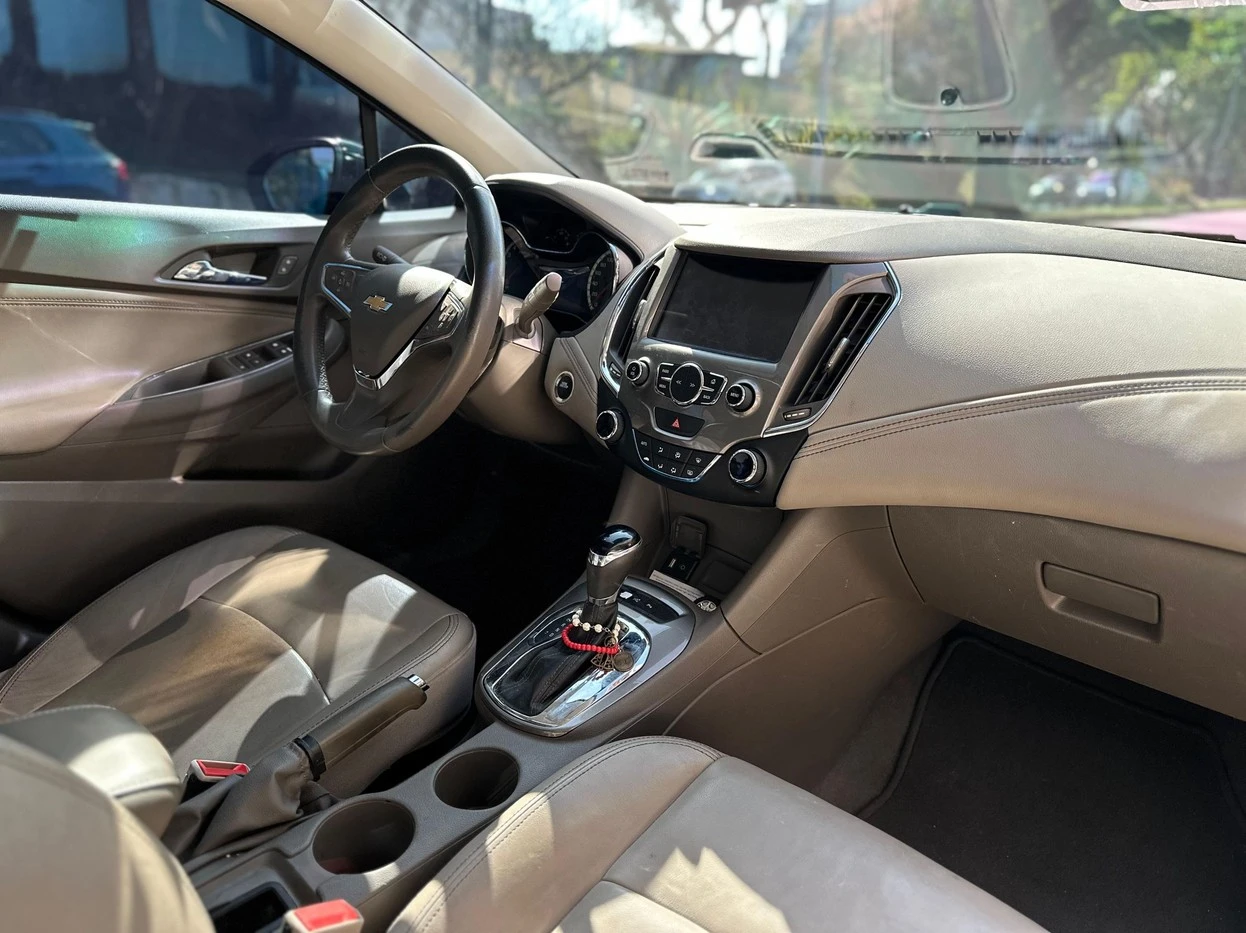 CHEVROLET CRUZE