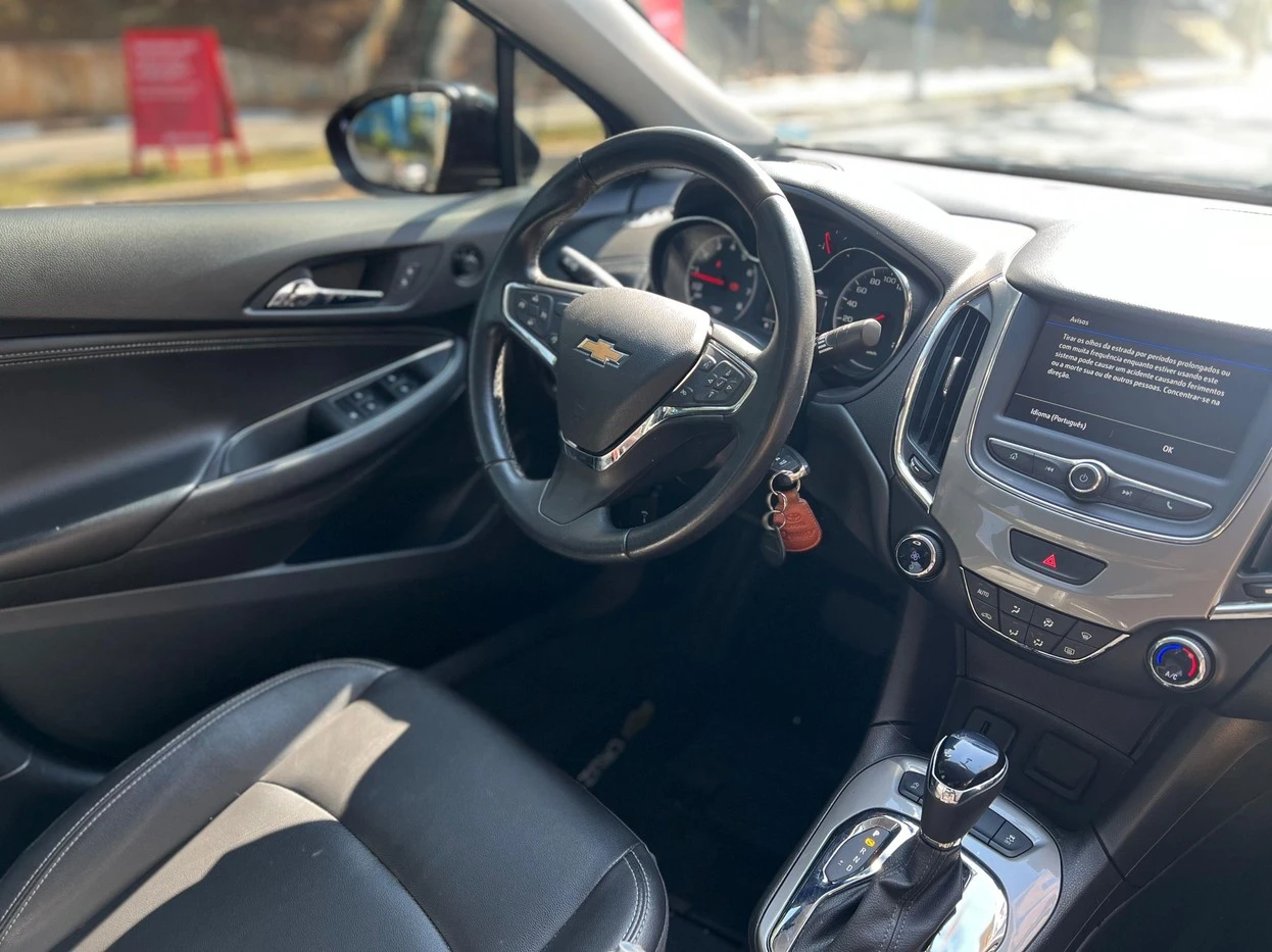 CHEVROLET CRUZE