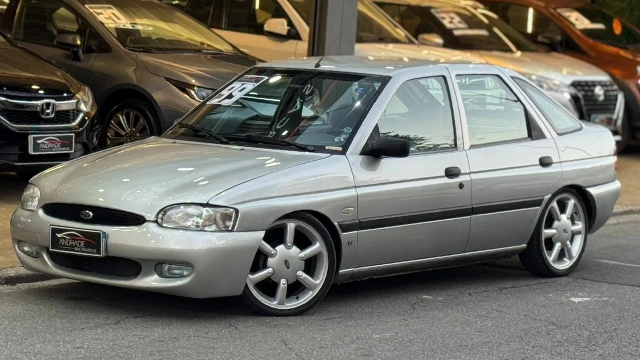 FORD ESCORT