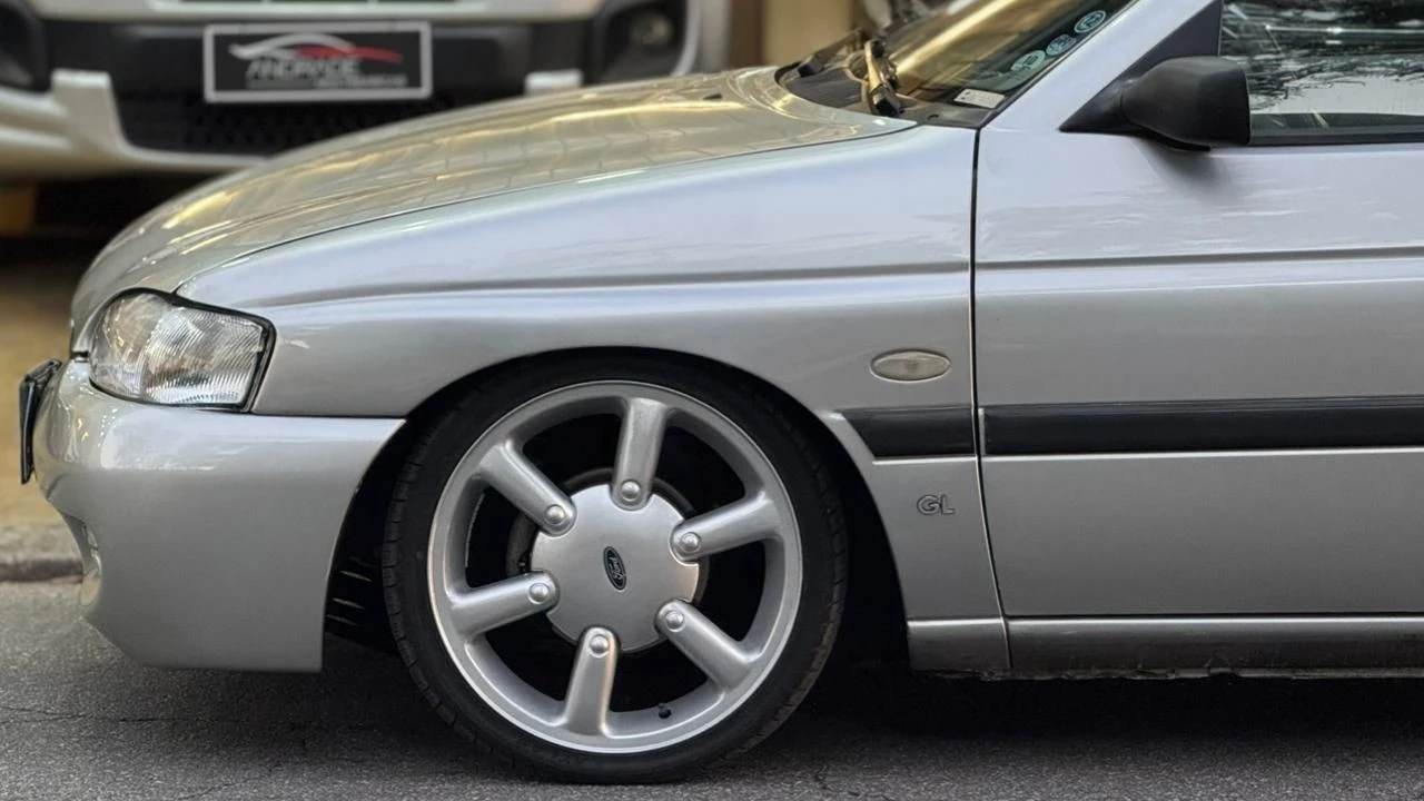 FORD ESCORT