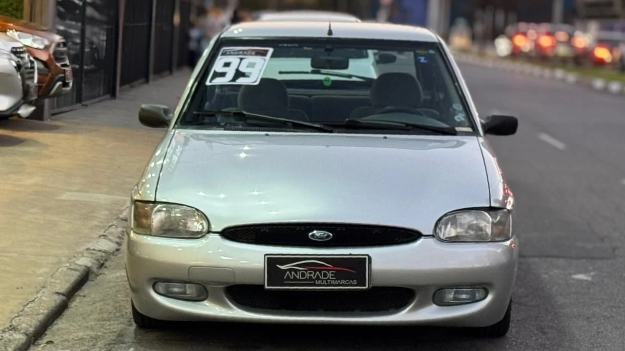 FORD ESCORT