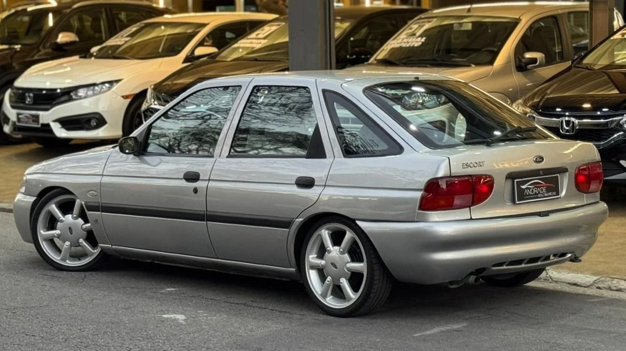 FORD ESCORT