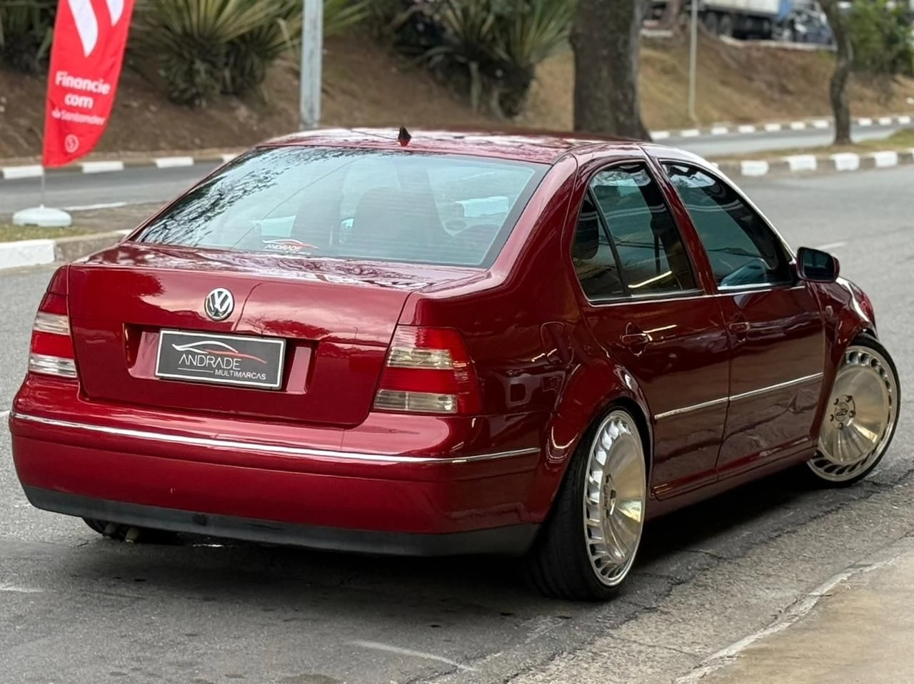 VOLKSWAGEN BORA