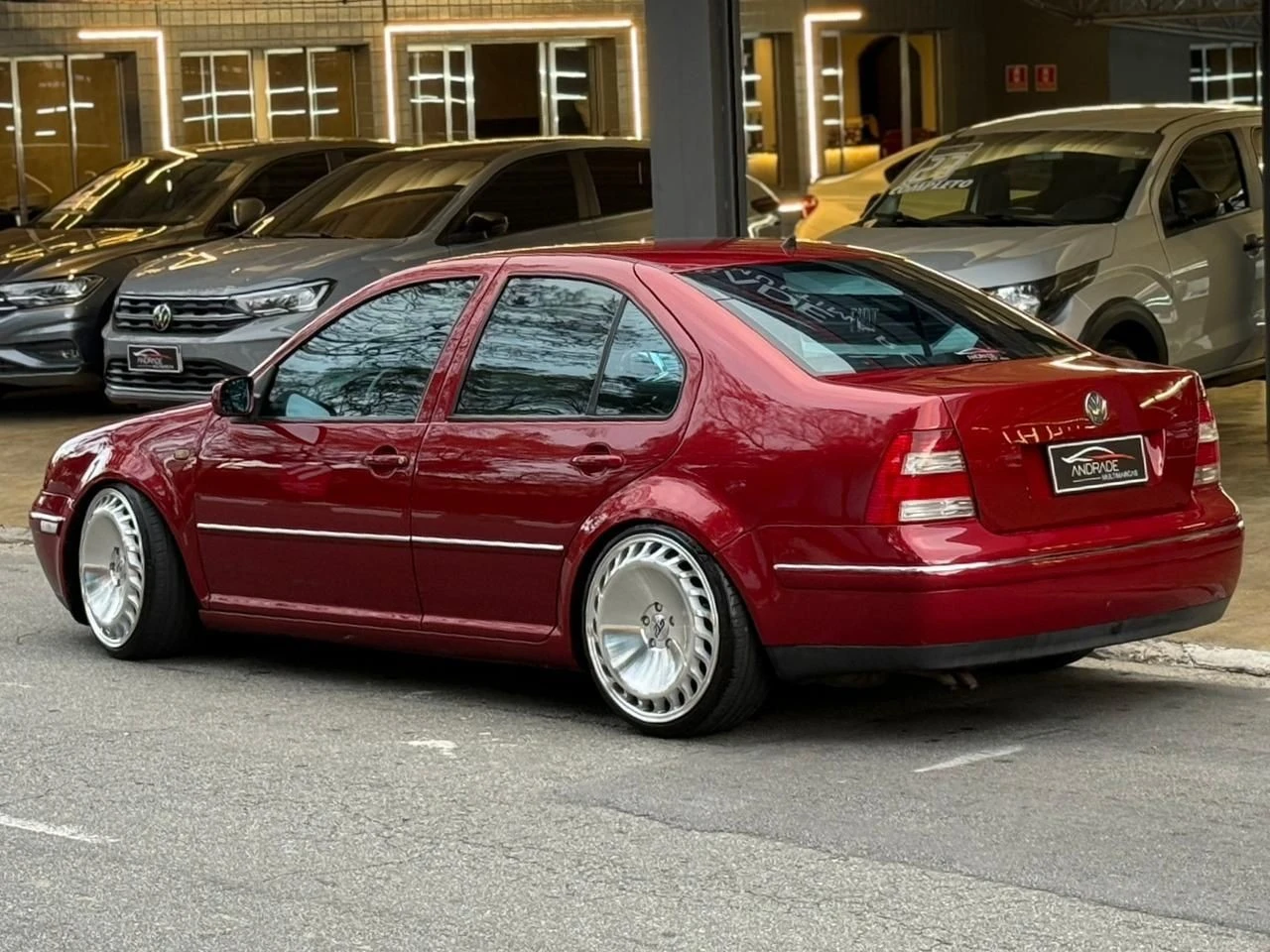 VOLKSWAGEN BORA