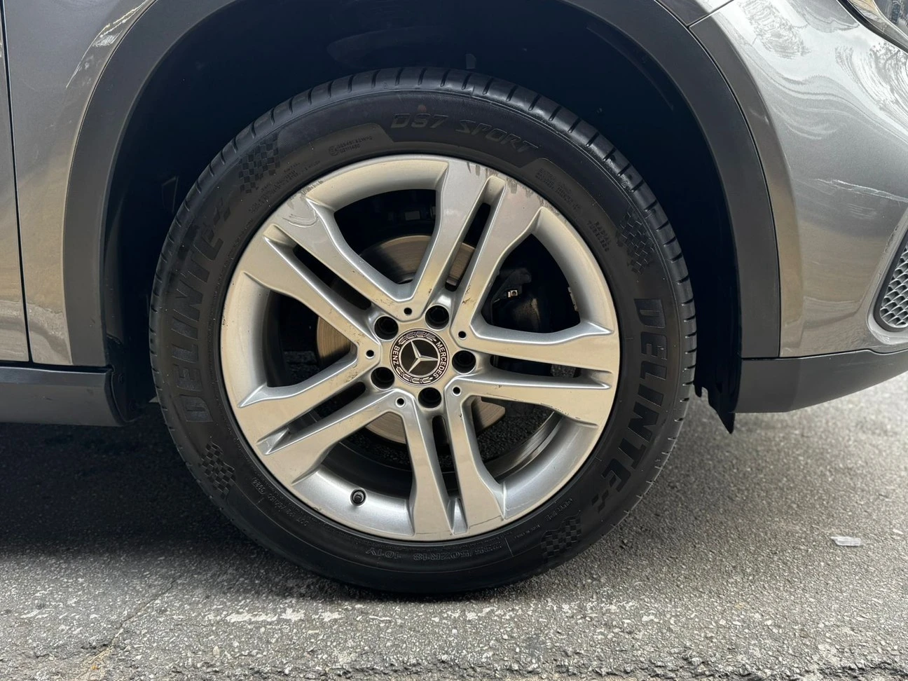 MERCEDES-BENZ GLA 200