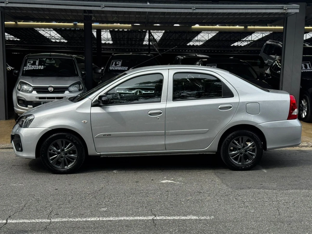 TOYOTA ETIOS