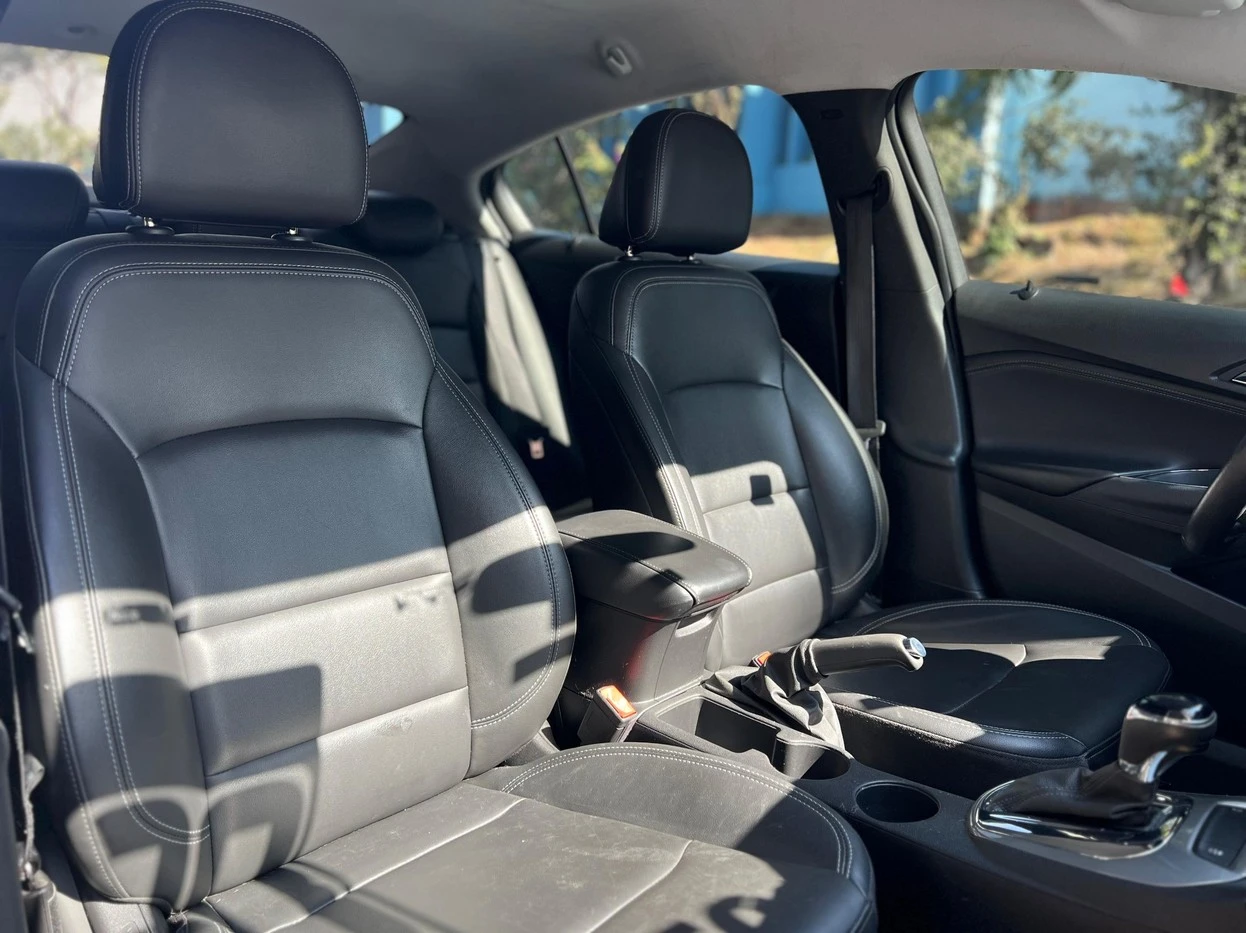 CHEVROLET CRUZE