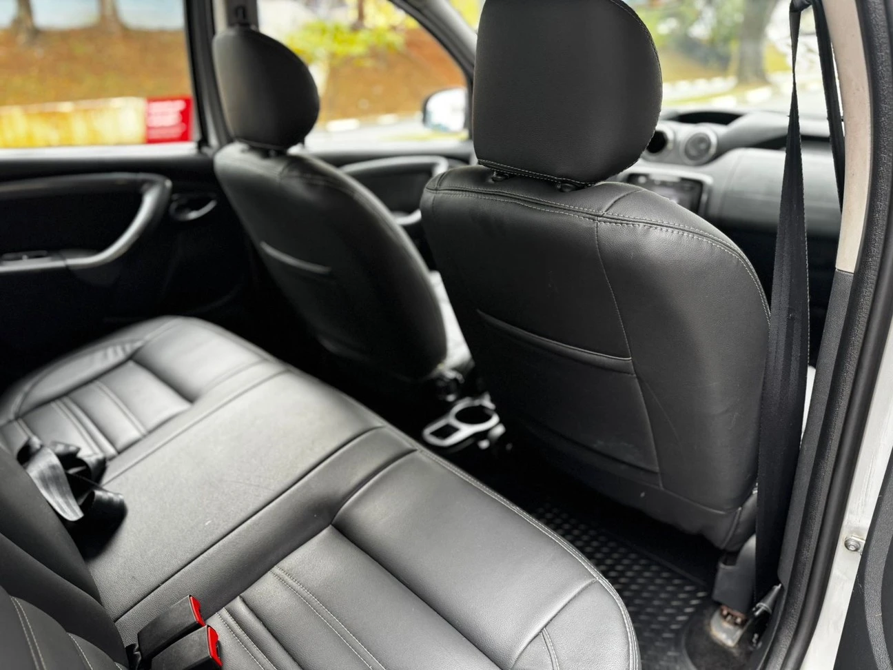 RENAULT DUSTER