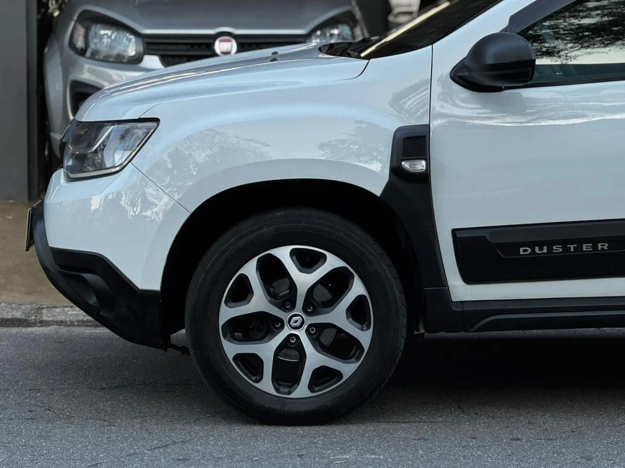RENAULT DUSTER
