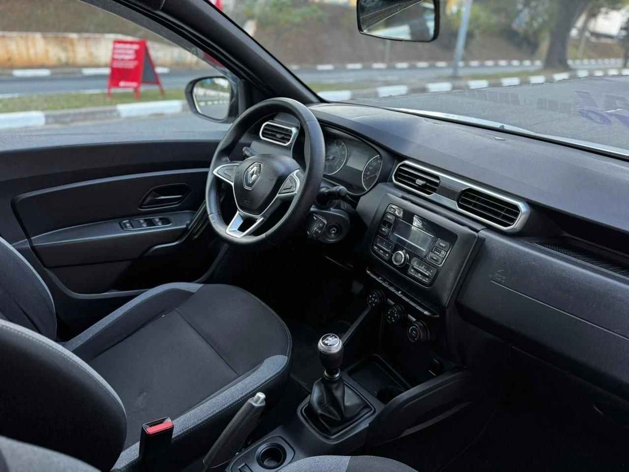 RENAULT DUSTER