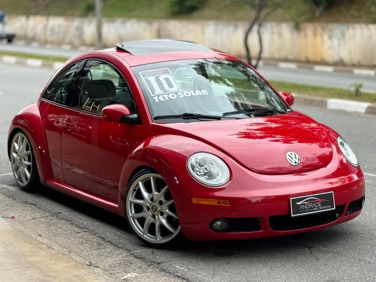VOLKSWAGEN NEW BEETLE