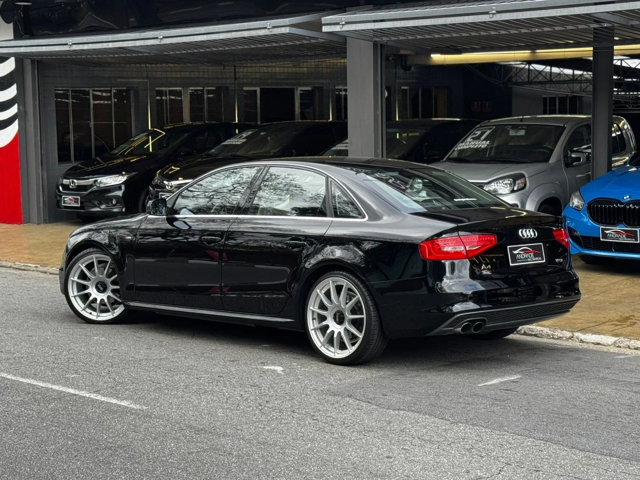 AUDI A4