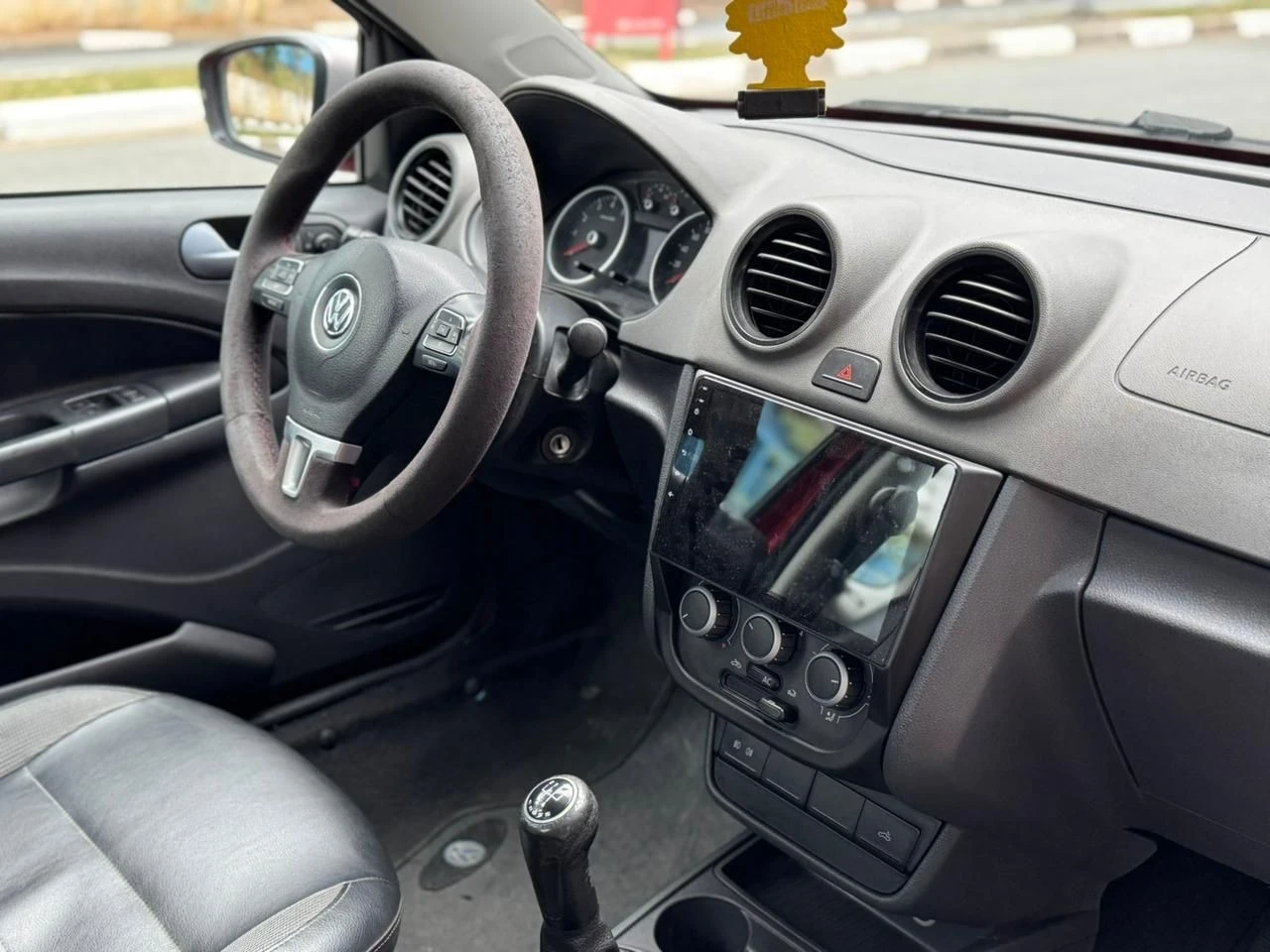 VOLKSWAGEN SAVEIRO
