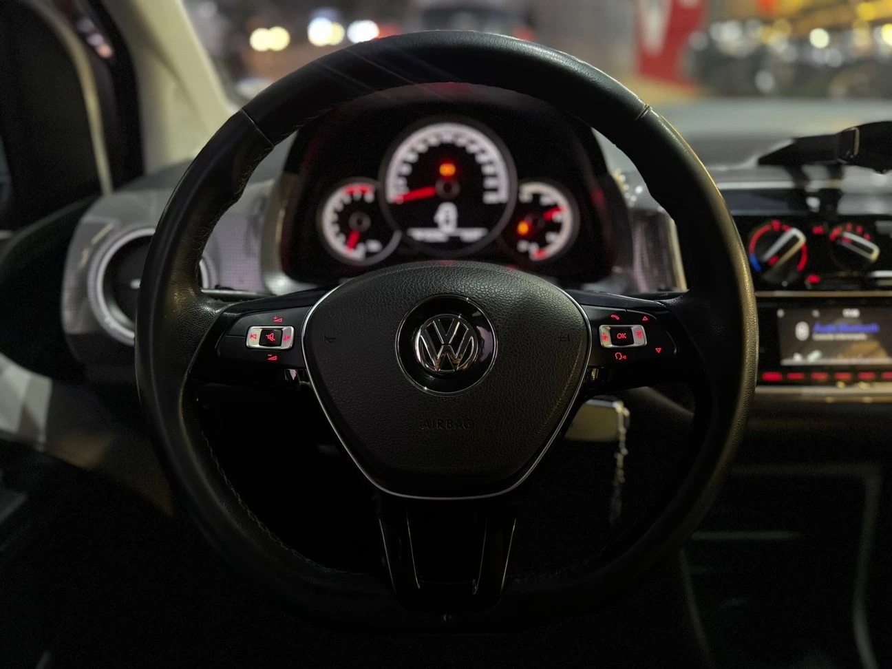 VOLKSWAGEN CROSS UP