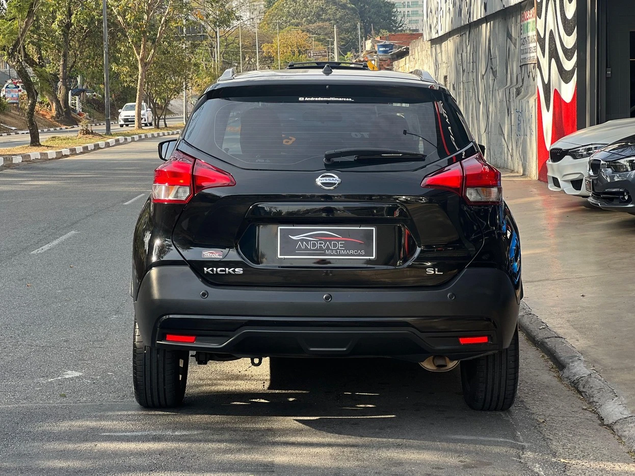 NISSAN KICKS