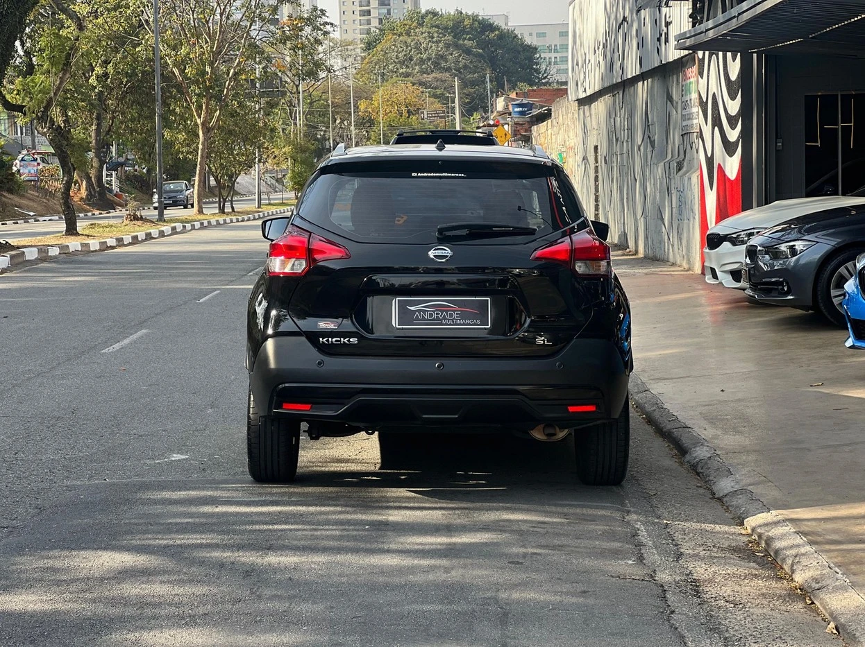 NISSAN KICKS