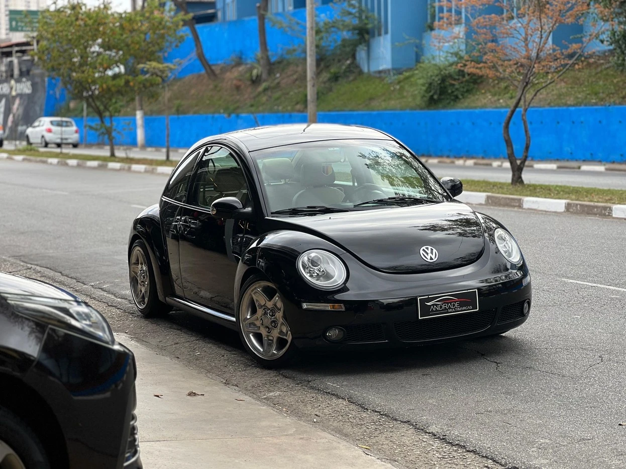 VOLKSWAGEN NEW BEETLE