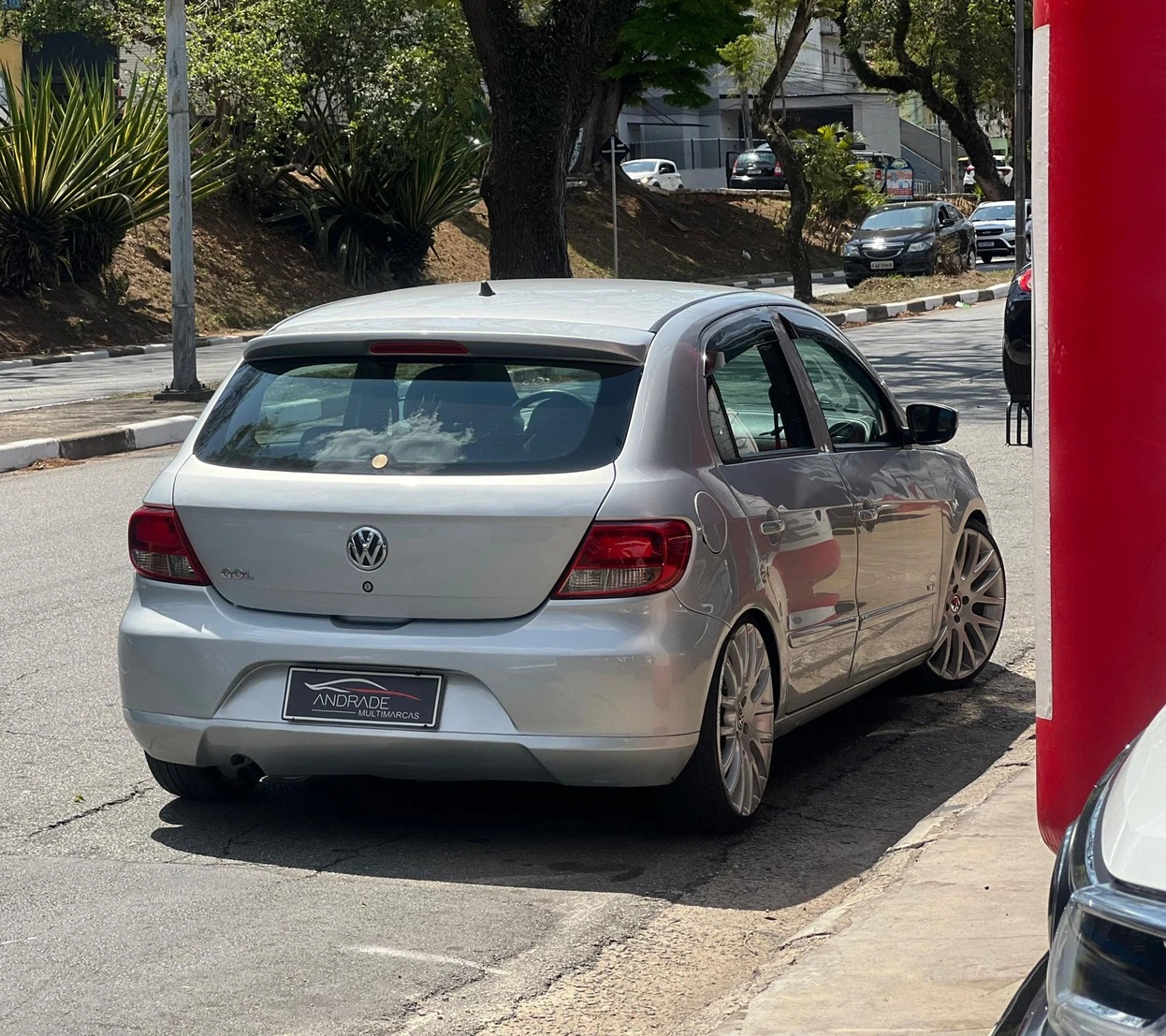 VOLKSWAGEN GOL