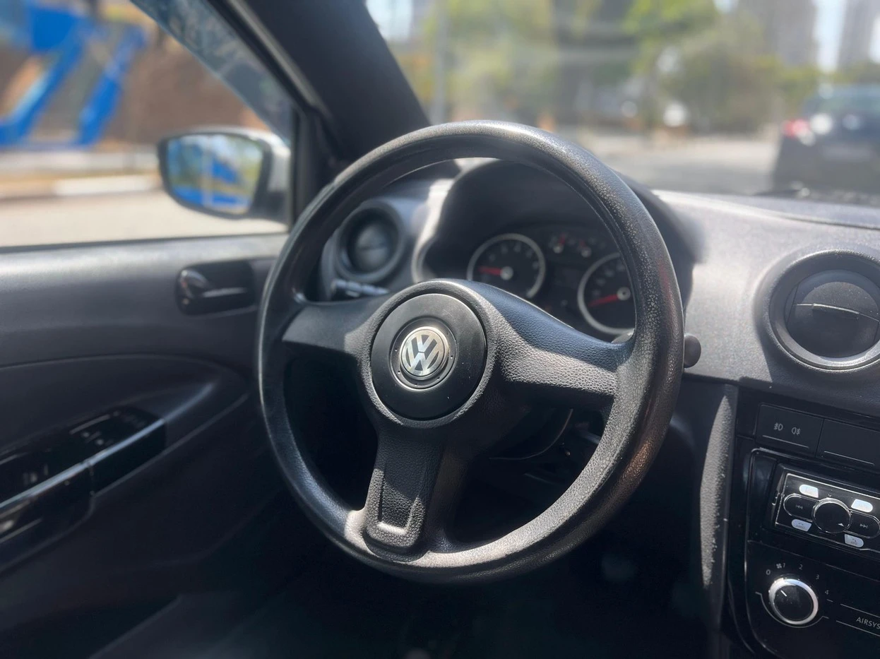 VOLKSWAGEN GOL