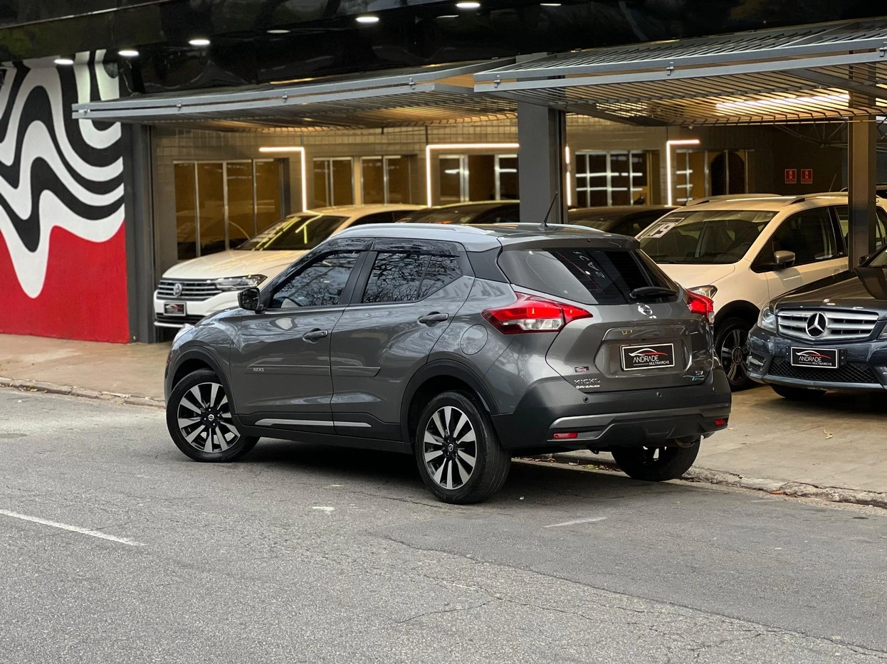 NISSAN KICKS