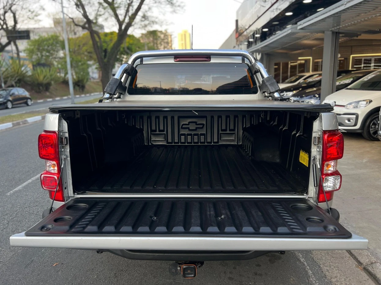 CHEVROLET S10