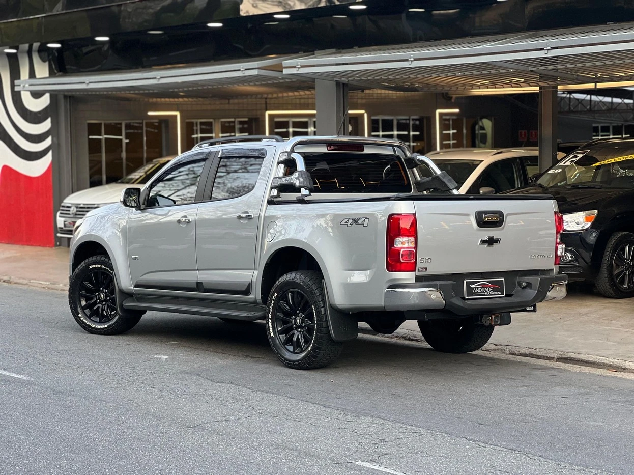 CHEVROLET S10