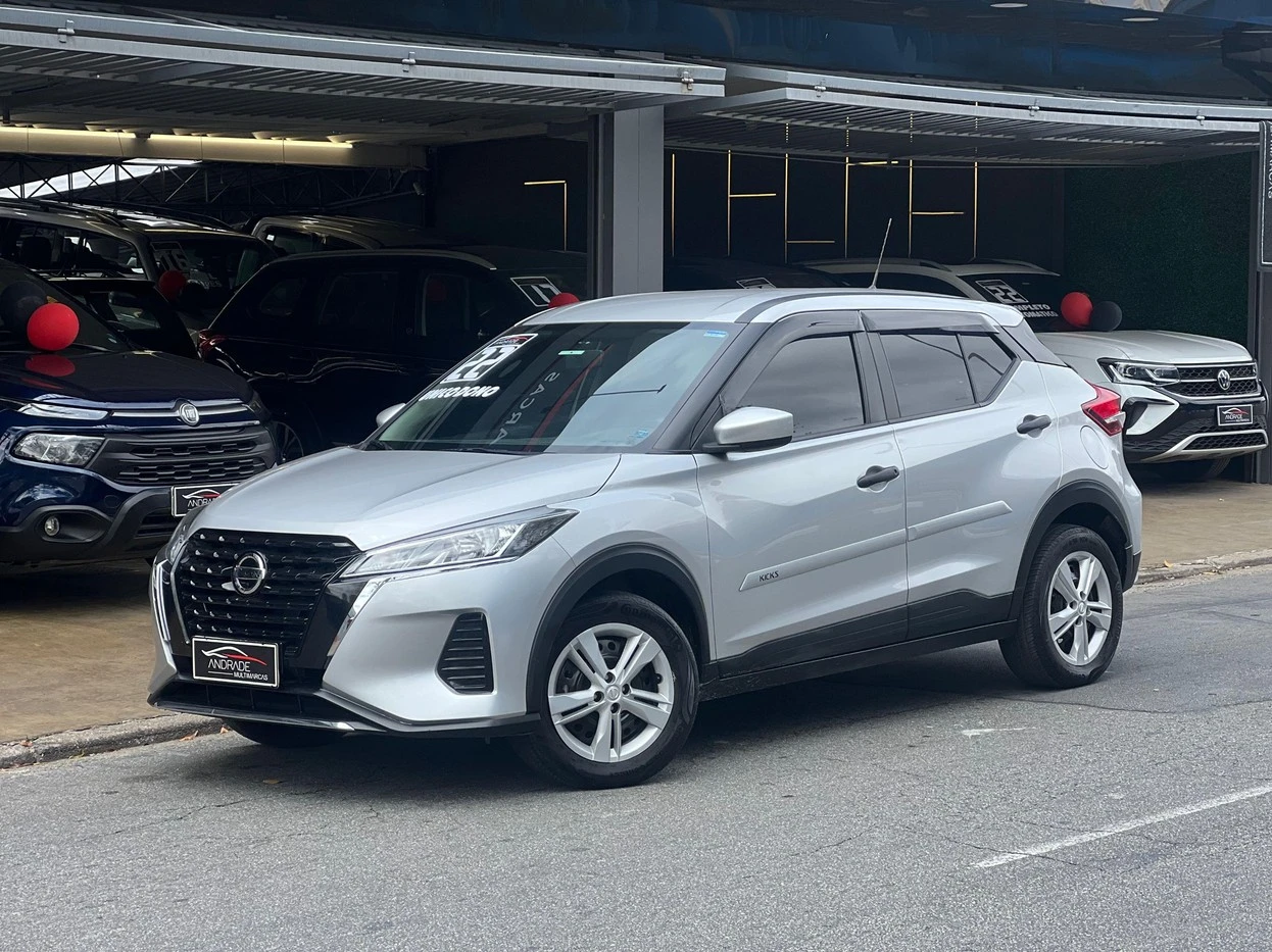 NISSAN KICKS