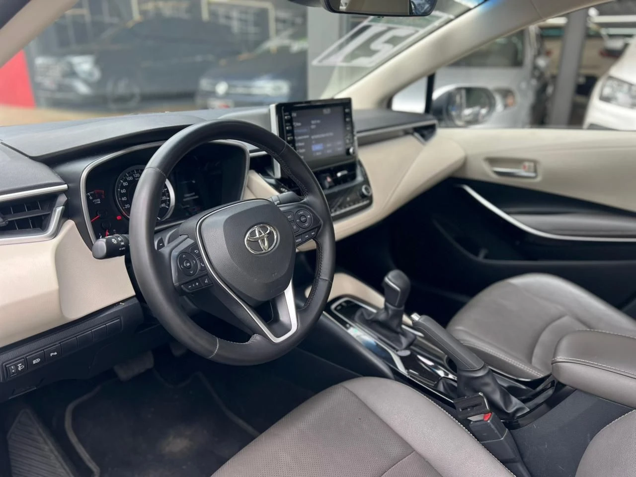 TOYOTA COROLLA