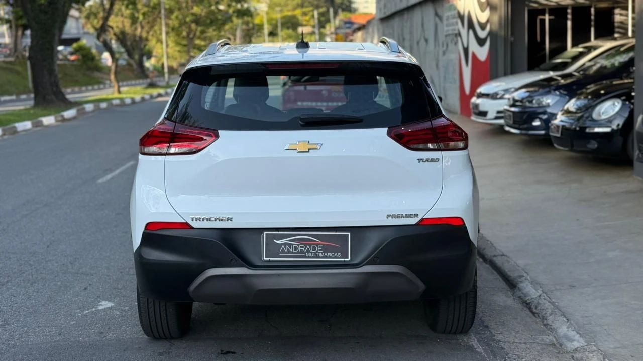 CHEVROLET TRACKER