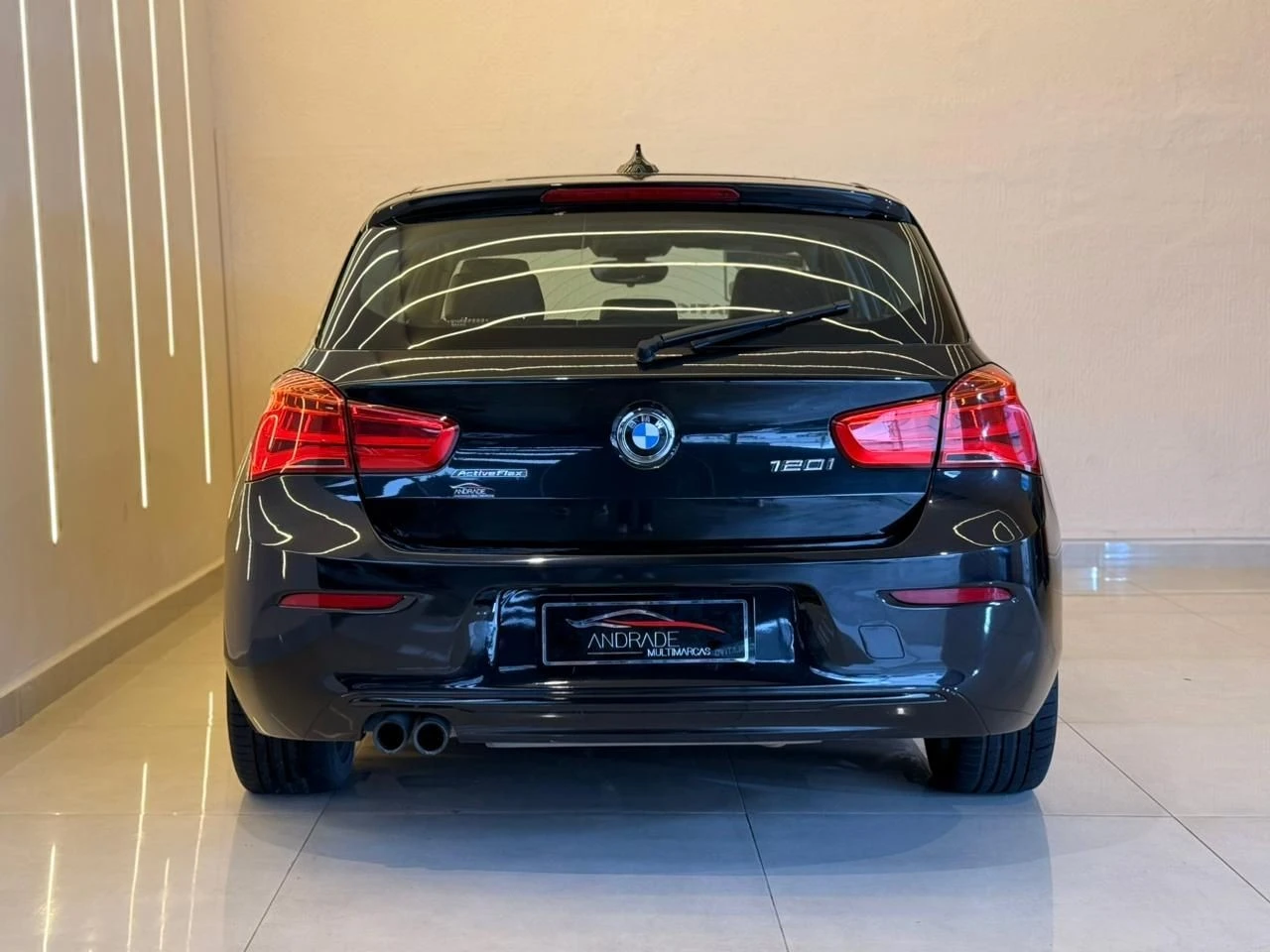 BMW 120i
