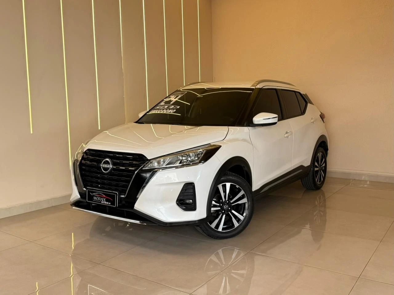 NISSAN KICKS