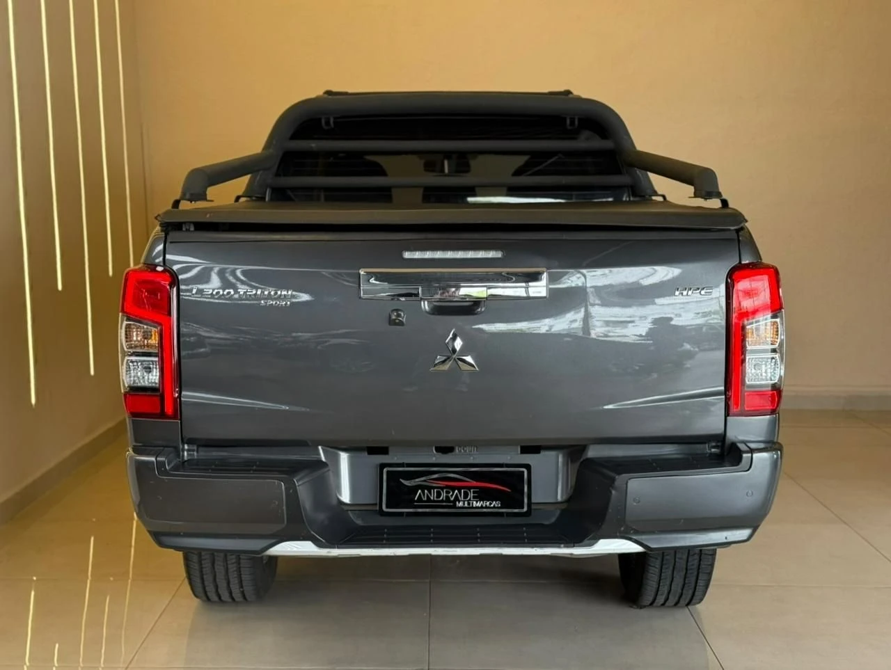 MITSUBISHI L200 TRITON