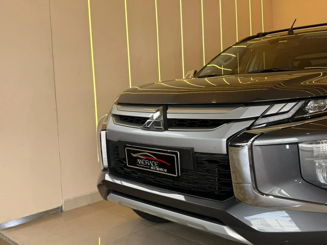 MITSUBISHI L200 TRITON