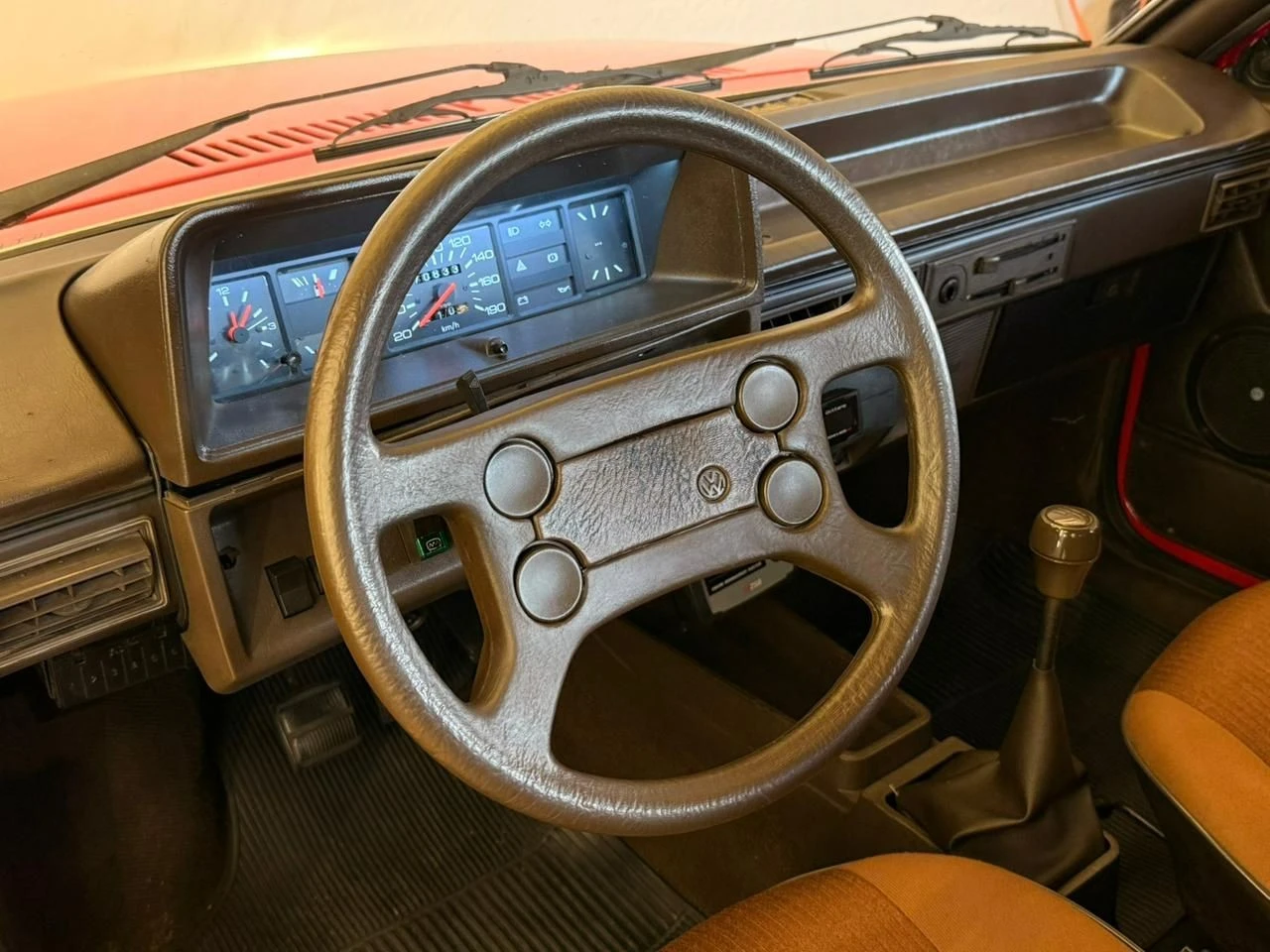 VOLKSWAGEN GOL