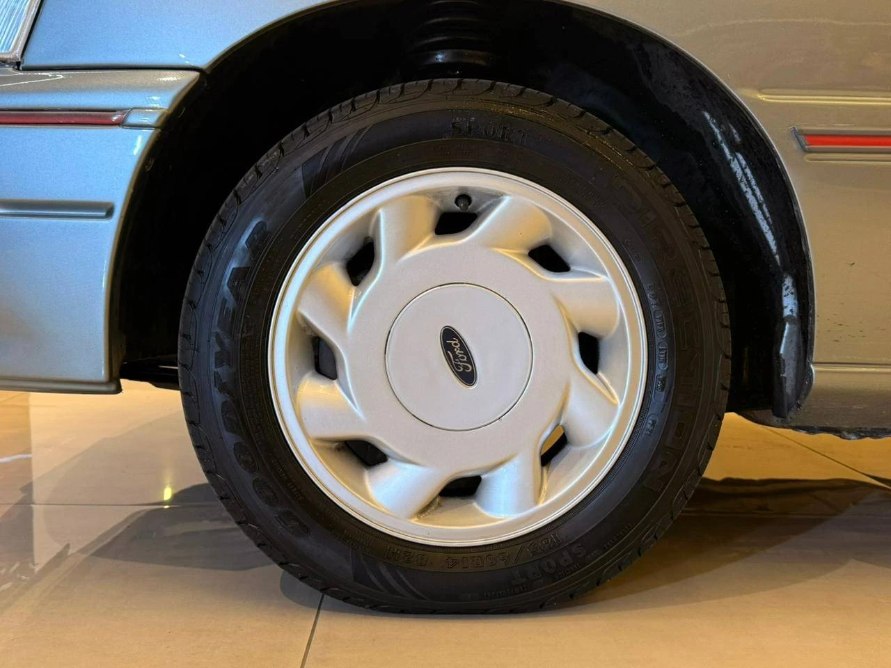FORD ESCORT