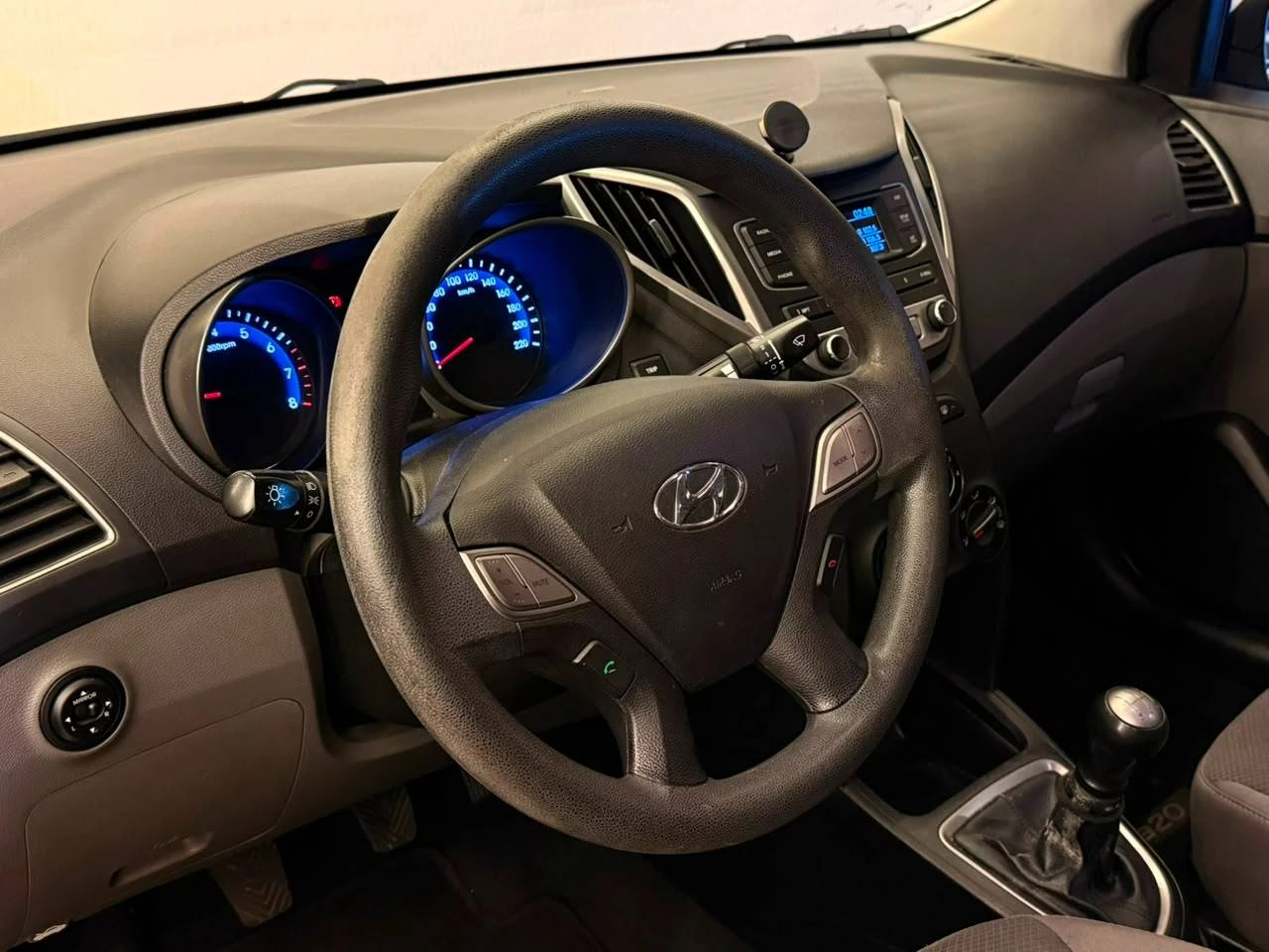 HYUNDAI HB20S
