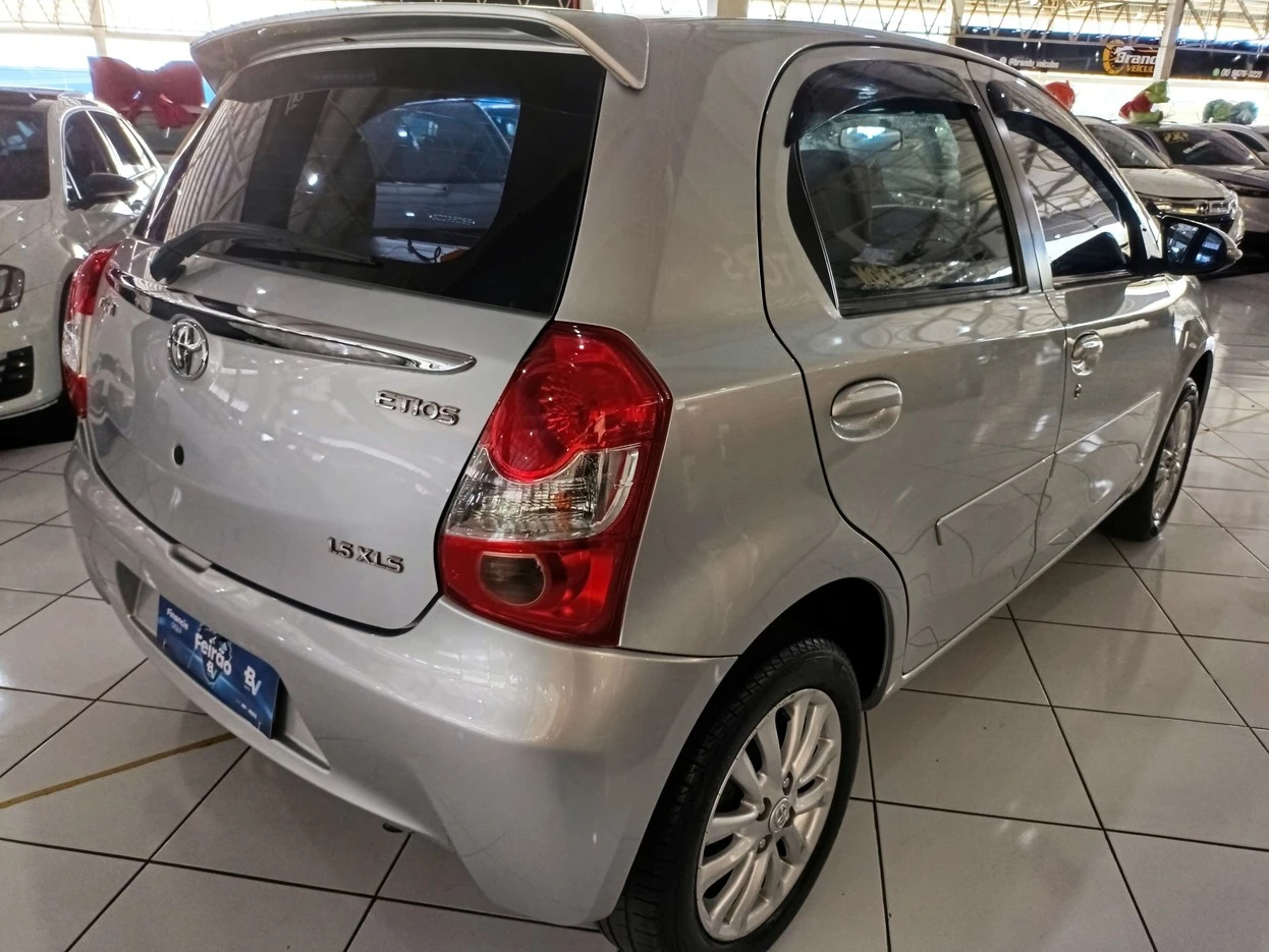 TOYOTA ETIOS