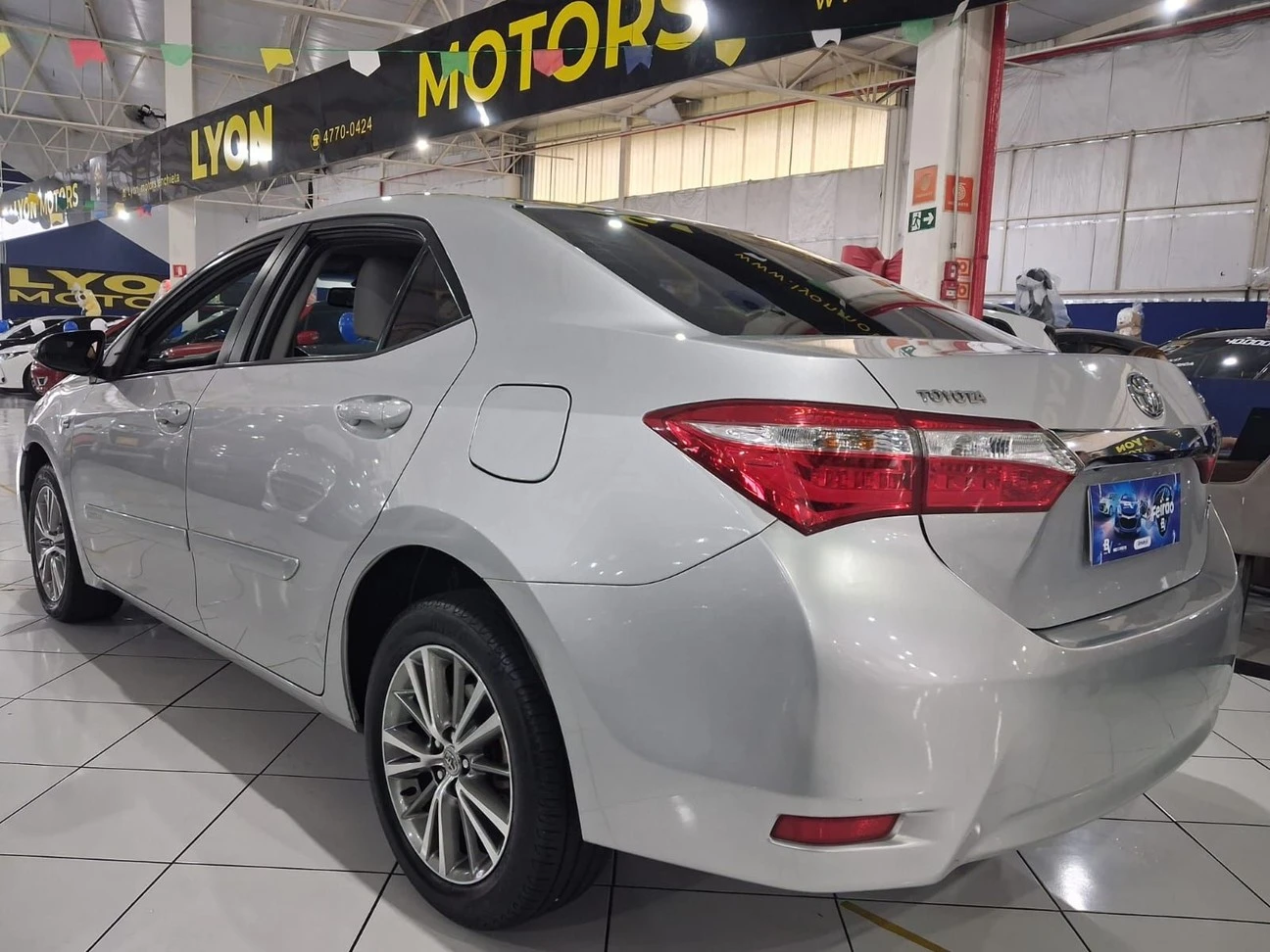 TOYOTA COROLLA