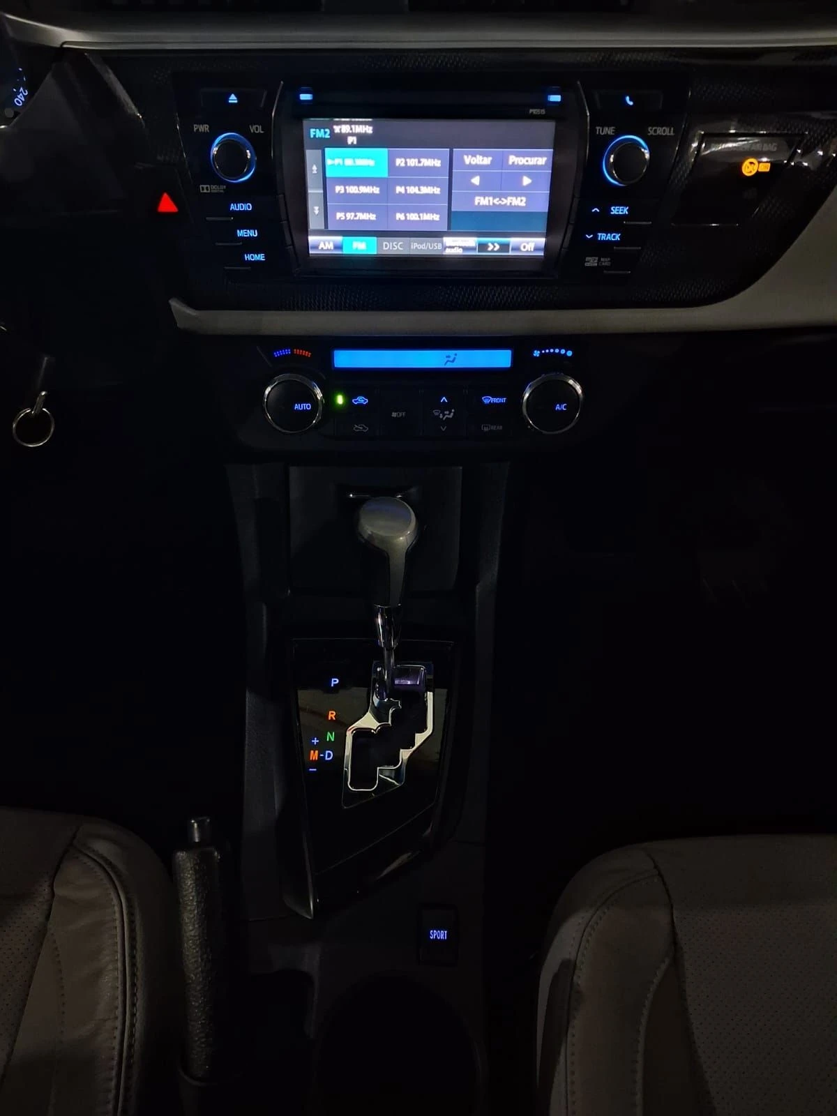 TOYOTA COROLLA
