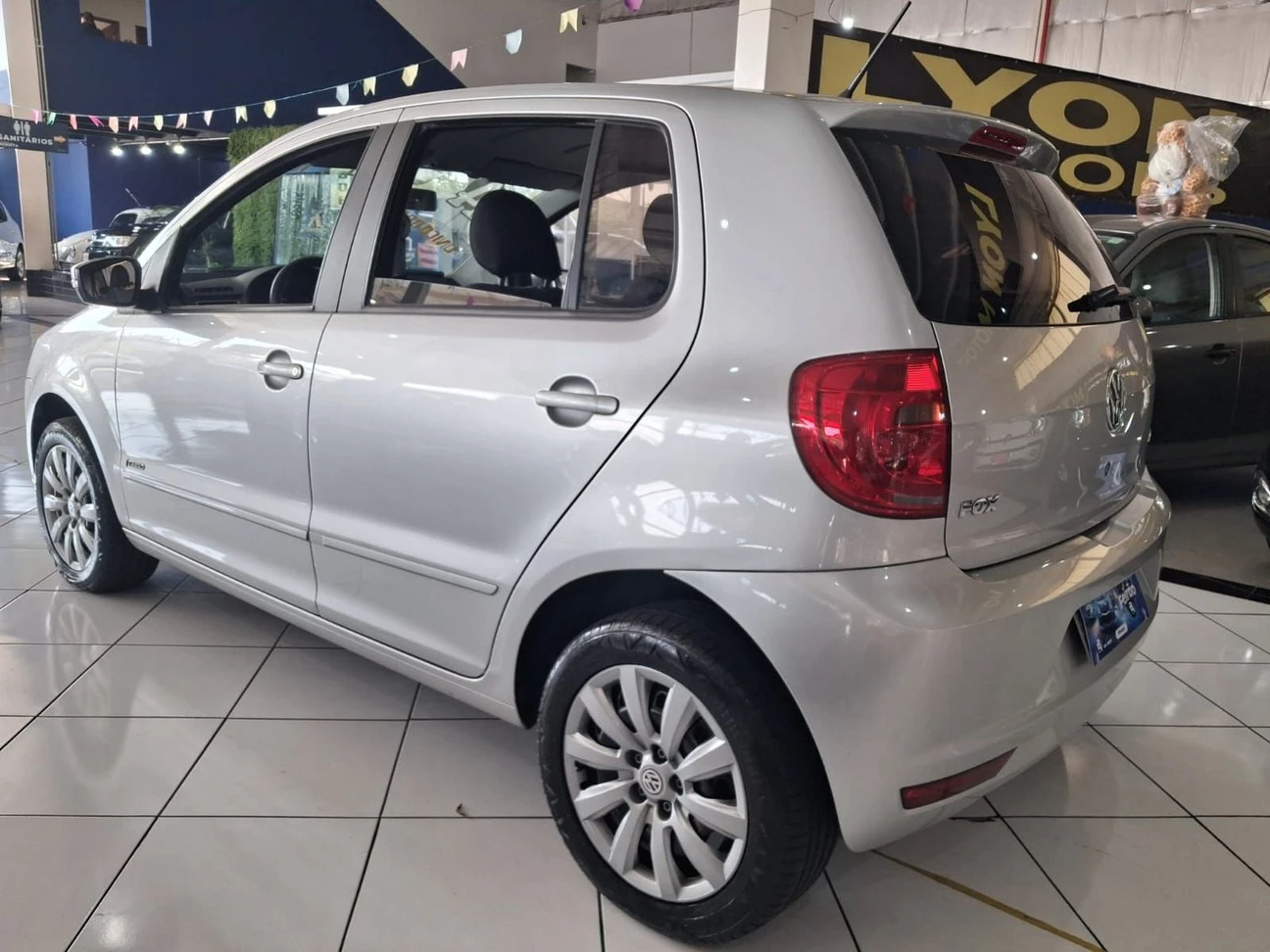 VOLKSWAGEN FOX