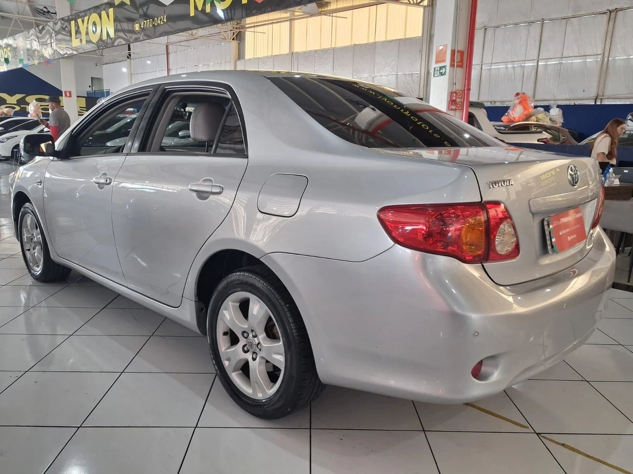 TOYOTA COROLLA