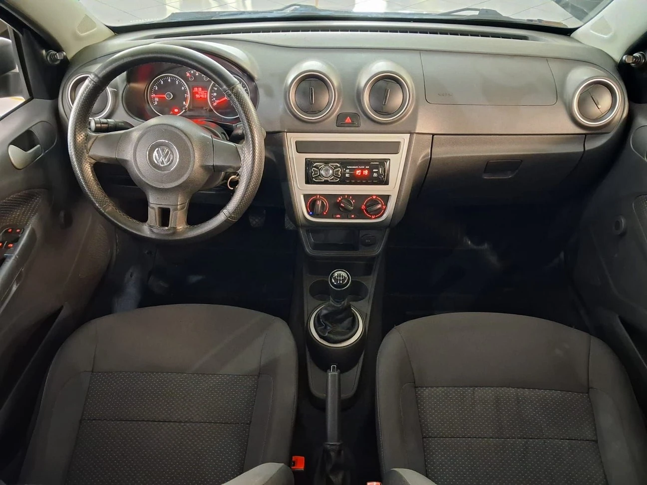 VOLKSWAGEN GOL