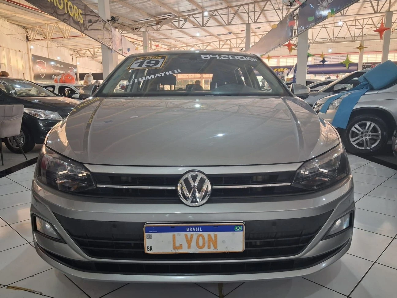 VOLKSWAGEN POLO