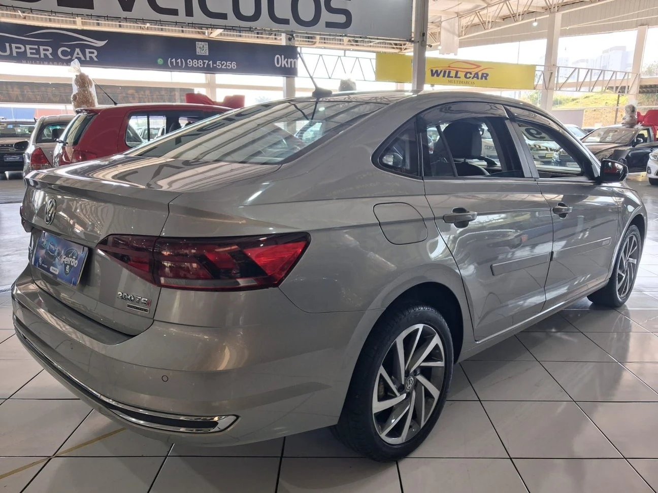 VOLKSWAGEN VIRTUS